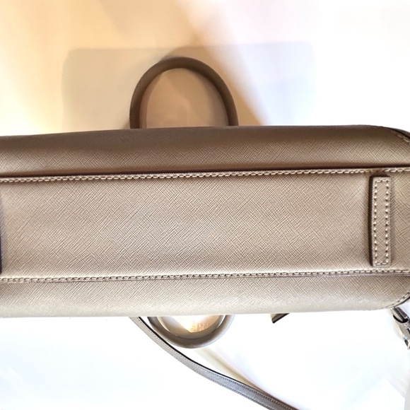 Tory Burch Handbag Gray Tan Logo Houlder Bag Purse Crossbody Medium size - Picture 13 of 16